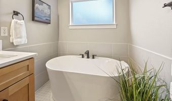 1553 NW Lewis St, Bend, OR 97703