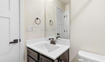 19 Kiln Dr 219, Aberdeen, NJ 07721