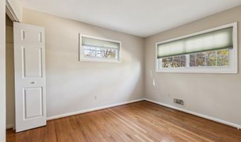 7714 ARLEN St, Annandale, VA 22003