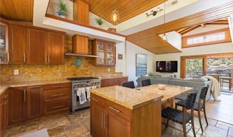 2106 Lakeshore Dr, Agoura Hills, CA 91301