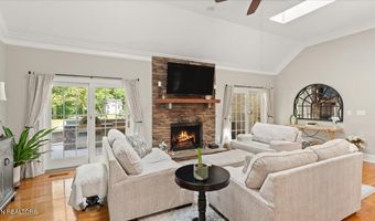 1411 Wood Creek Dr, Athens, TN 37303