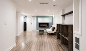 1844 S JEFFERSON St, Appleton, WI 54915