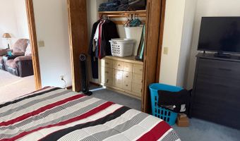325 S Maple St, Ainsworth, NE 69210