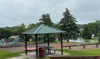 11810 Larabee Cir NE, Albertville, MN 55301
