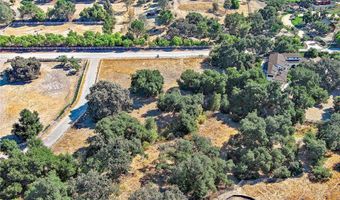 6461 Chesebro Rd, Agoura Hills, CA 91301