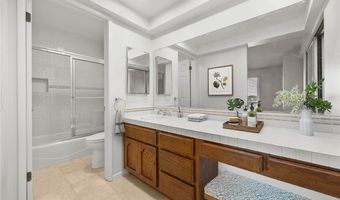 949 S Ridgecrest Cir, Anaheim, CA 92807