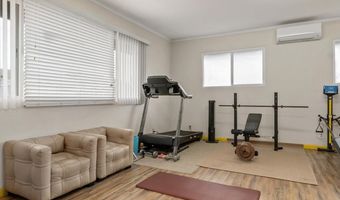 396 Kahiki St, Kahului, HI 96732