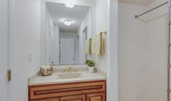 317 E VALLEY Ln, Arlington Heights, IL 60004