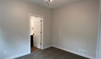 828 Spark Ave, Albert Lea, MN 56007