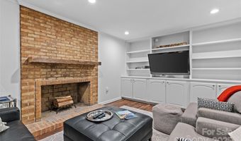 2418 Ainsdale Rd, Charlotte, NC 28226