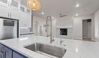 714 Prairie View Rd, Ardmore, OK 73401