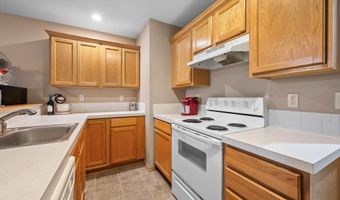 2217 S Tuscany Cir, Andover, KS 67002