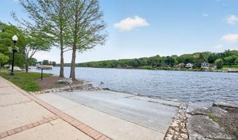 108 N Main St, Algonquin, IL 60102