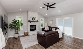 701 Garden Rd, Ames, IA 50010