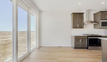 246 Sugar Beet Ln, Berthoud, CO 80513
