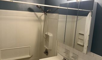 239 Old Farms Rd APT 18B, Avon, CT 06001