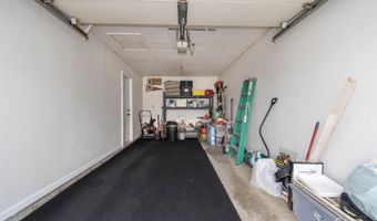 215 Penrose Dr, Kendallville, IN 46755
