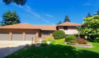 403 NE 22nd Ave, Aberdeen, SD 57401