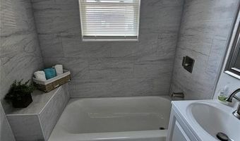 4602 N Redmond Ave, Bethany, OK 73008