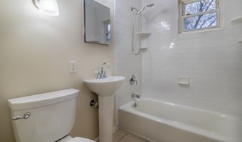 51 Park Ave 6-97, Danbury, CT 06810