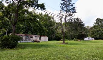 941 E Clayton Rd, Alderson, WV 24910