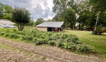 308 Walnut St, Benoit, MS 38725