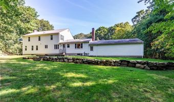 44 Smoke Ridge Dr, North Kingstown, RI 02852