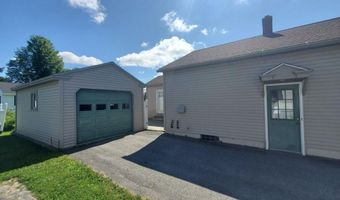 9 Wood St, Bangor, ME 04401