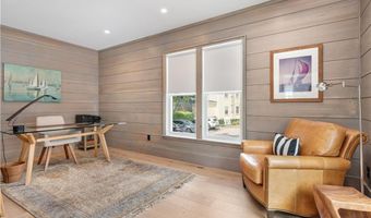 15 High St, Newport, RI 02840