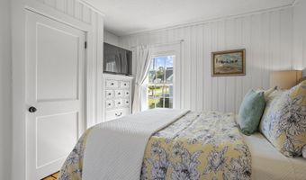 22 School St Mystic, Stonington, CT 06355