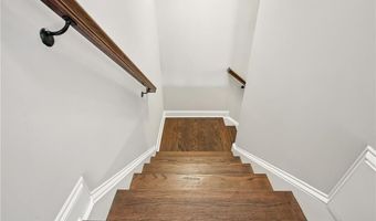 535 Rose Garden Ln, Alpharetta, GA 30009