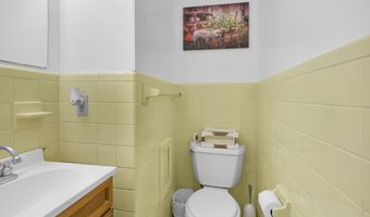 4007 Dennis Mclawhorn Rd, Ayden, NC 28513