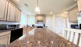 203 CYNWYD Dr, Absecon, NJ 08201
