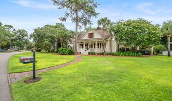 110 Coosaw Club Dr, Beaufort, SC 29907