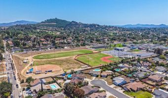 620 Meadow Grove Pl, Escondido, CA 92027