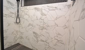 506 N Tunstall Ave, Apex, NC 27502