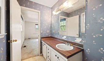 6818 Iron Gate Dr, Bahama, NC 27503