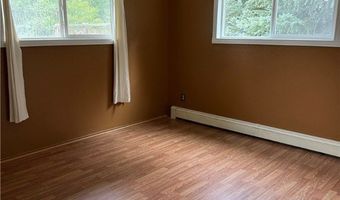 208 S F St, Bridger, MT 59014