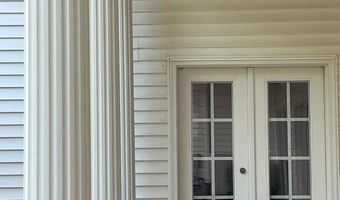 21 Walden Parke Way, Bangor, ME 04401