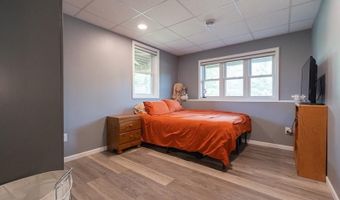 9199 50th St NW, Annandale, MN 55302