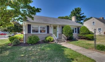 82 Garland Ave, Cranston, RI 02910