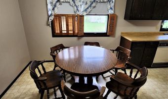 1800 E Maple St, Algona, IA 50511