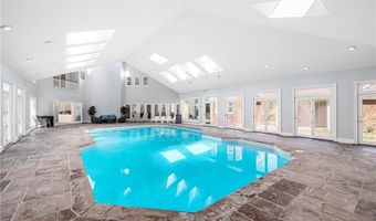 35 River Run, East Greenwich, RI 02818