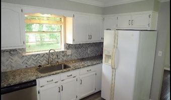 607 S Market St, Benton, AR 72019