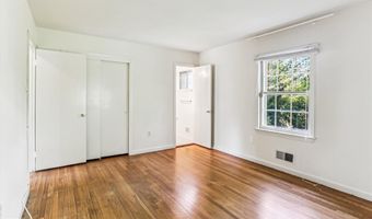 6812 ALGONQUIN Ave, Bethesda, MD 20817
