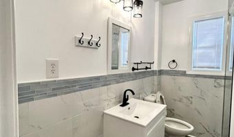 304 Colbert St, Athens, AL 35611