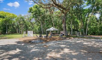2446 SEMINOLE Rd, Atlantic Beach, FL 32233