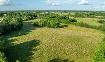 706 E 4th St, Altamont, MO 64620