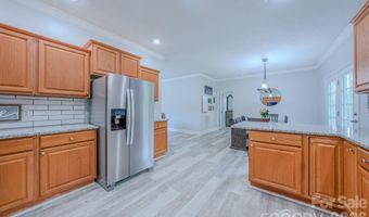 27 Garland Ball Dr, Alexander, NC 28701