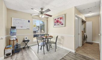 2566 White Oak Pl 6, Escondido, CA 92027